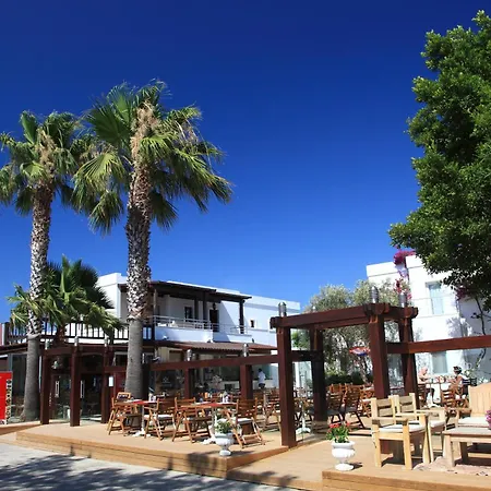 Mer-can Story מלון דירות יאליקאבאק